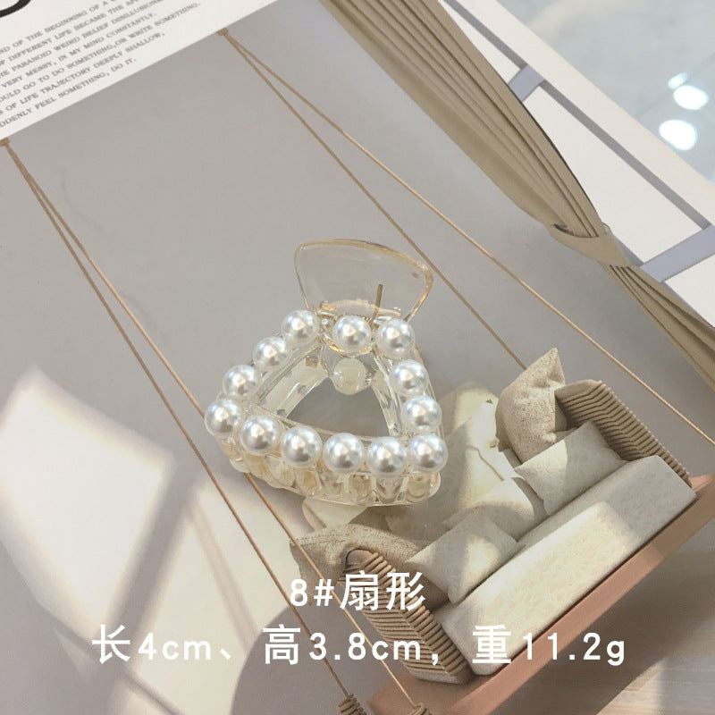 pearl hair claw