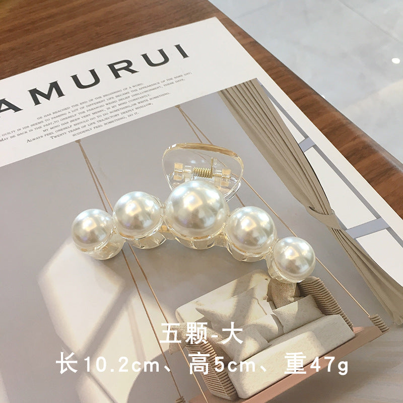 pearl hair claw