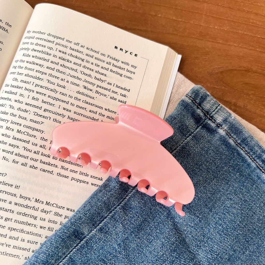 Solid color large hair claw