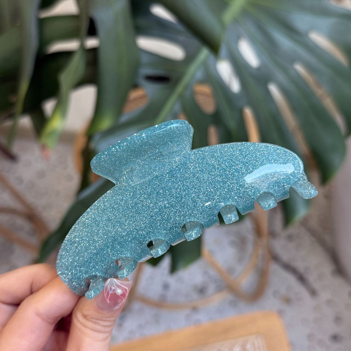 acrylic gripper thickened seven-tooth hair claw