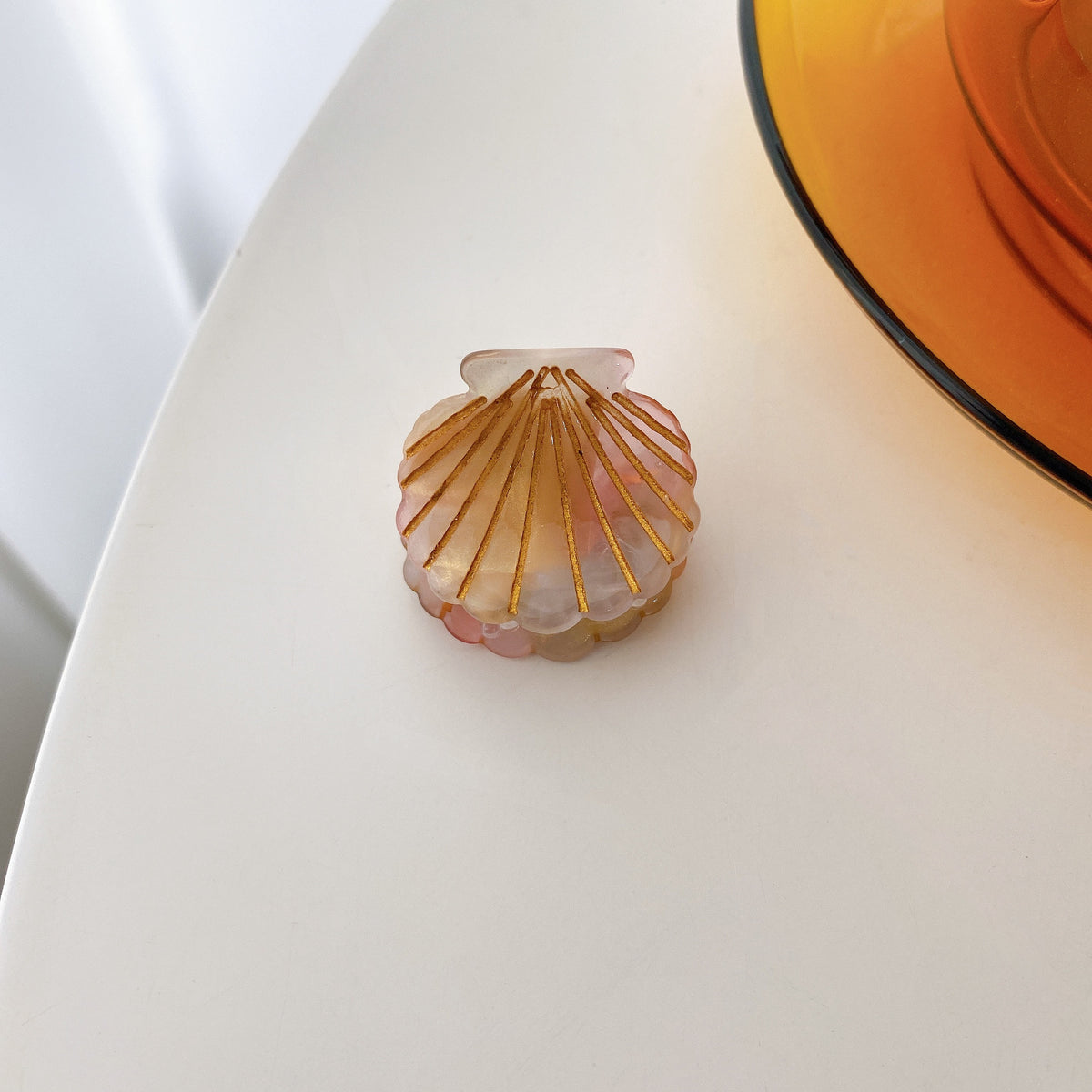 mini shell hair claw