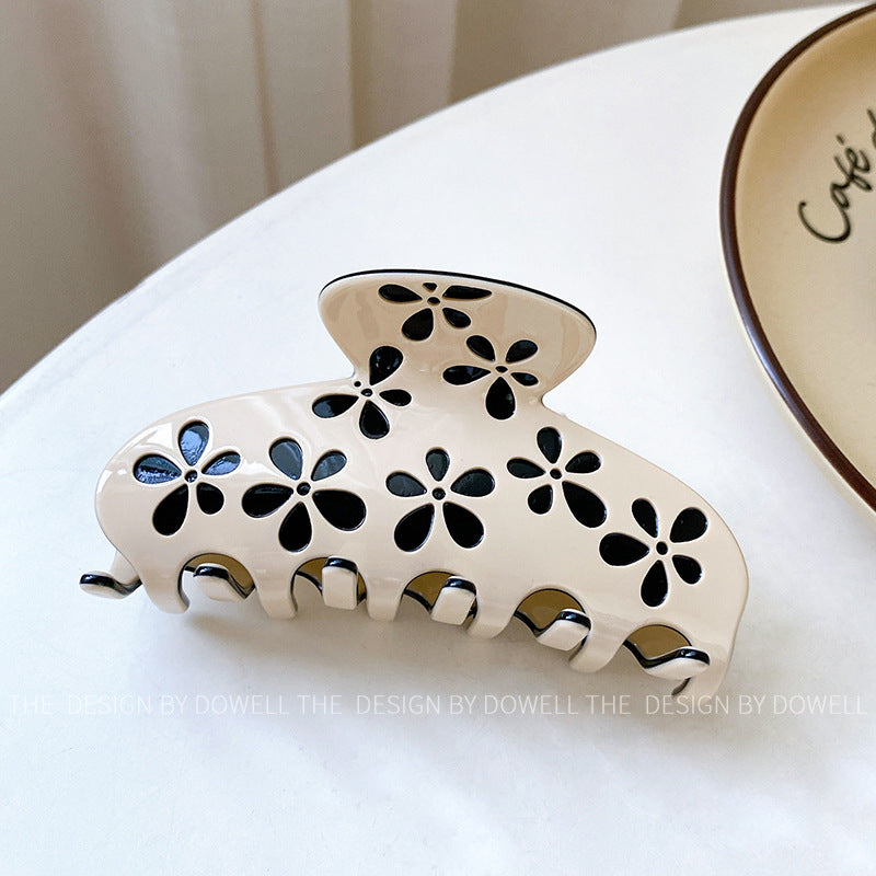 Exquisite Flower Carving Hair Claw