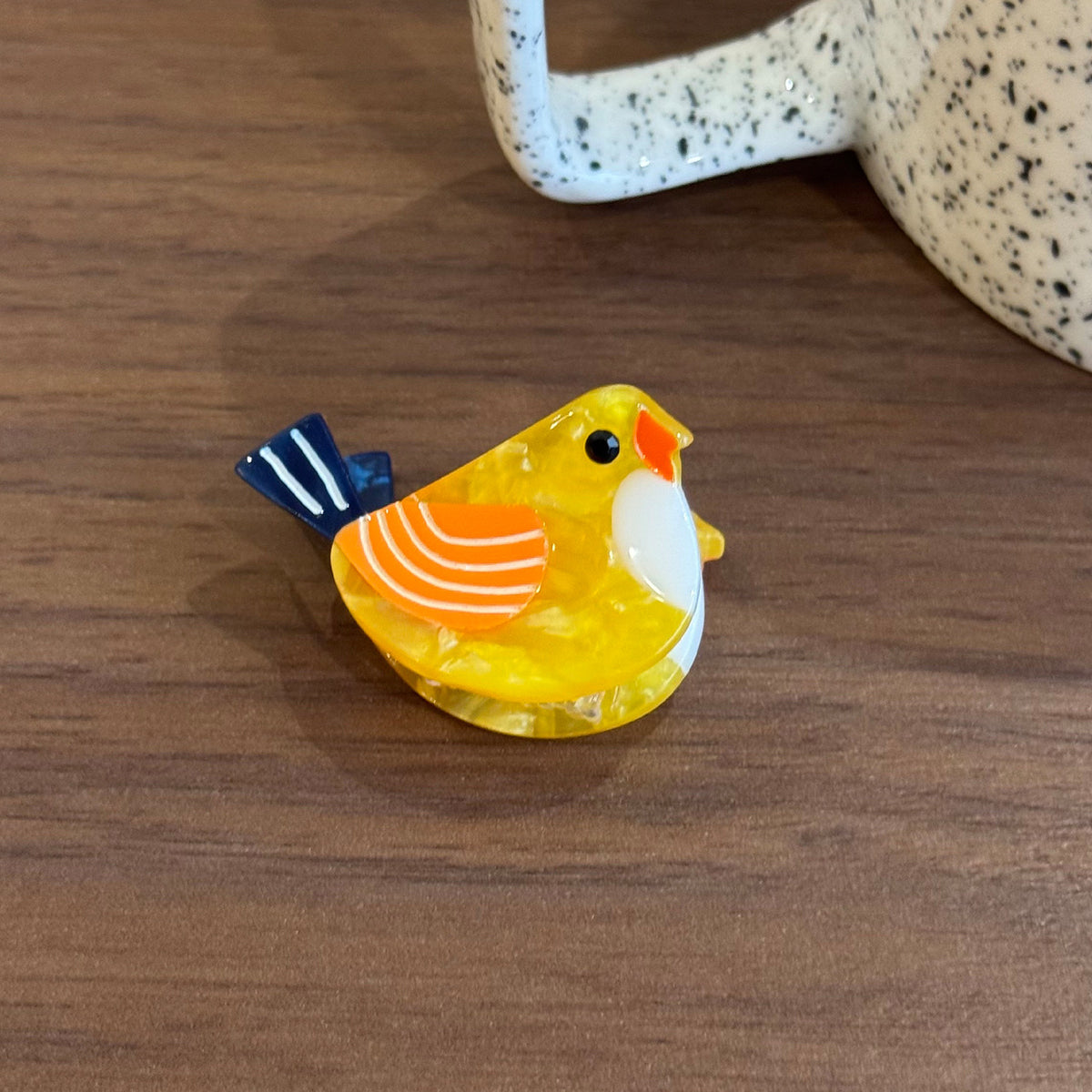 Mini bird hair claw