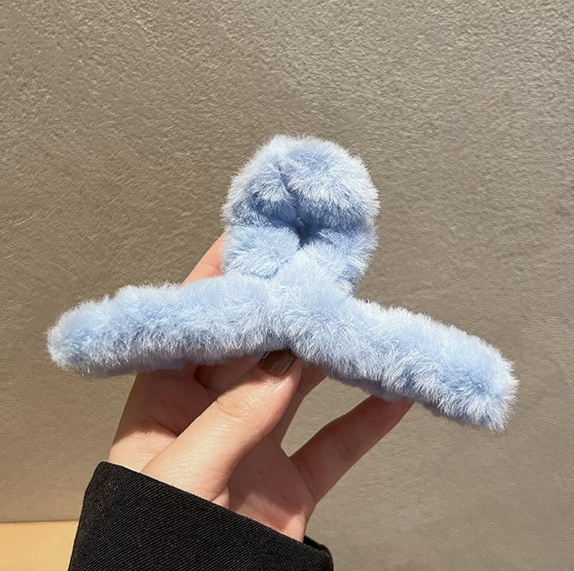 Autumn/Winter Plush Claw Clip