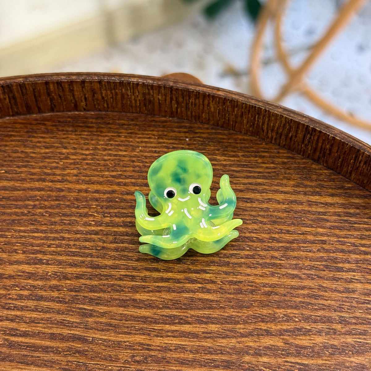 Mini ocean octopus, dolphin, and whale hair claw