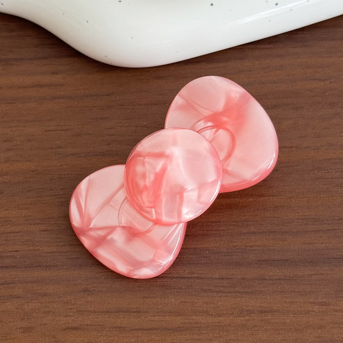 Hello Kitty's bow Hair Clip