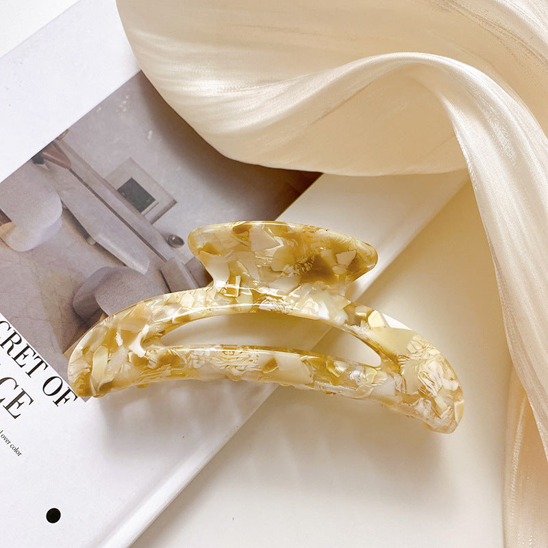 moon-shaped big hair claw
