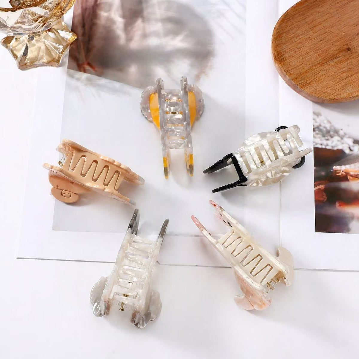 pet cats and dogs hair claw