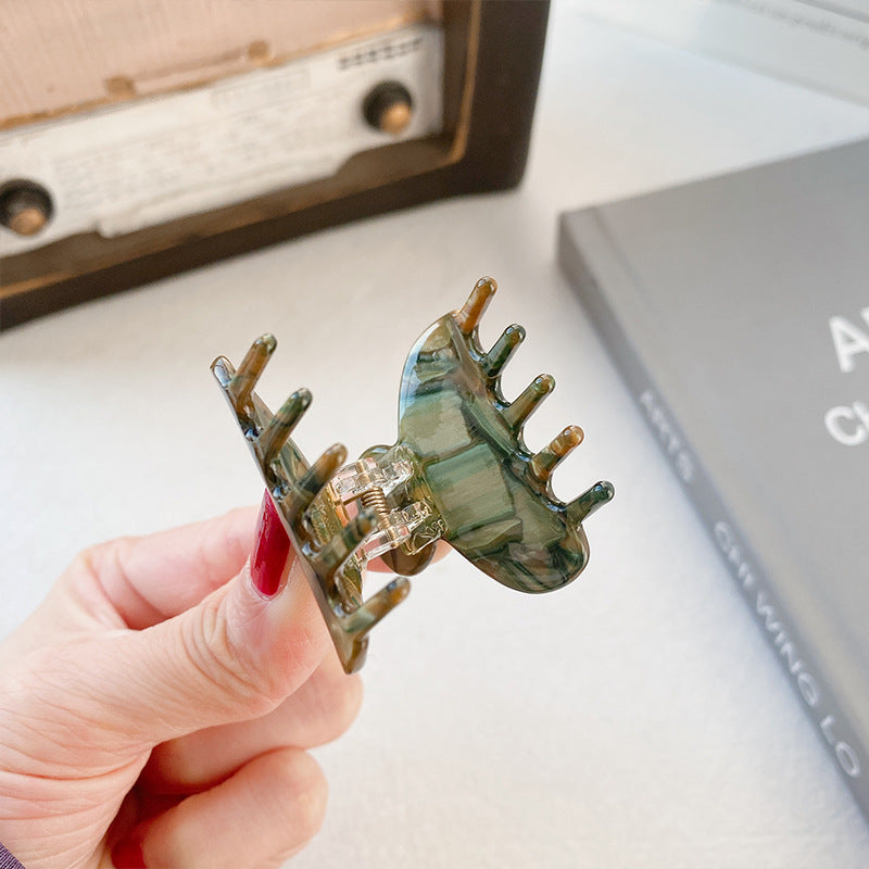 small simple hair clip