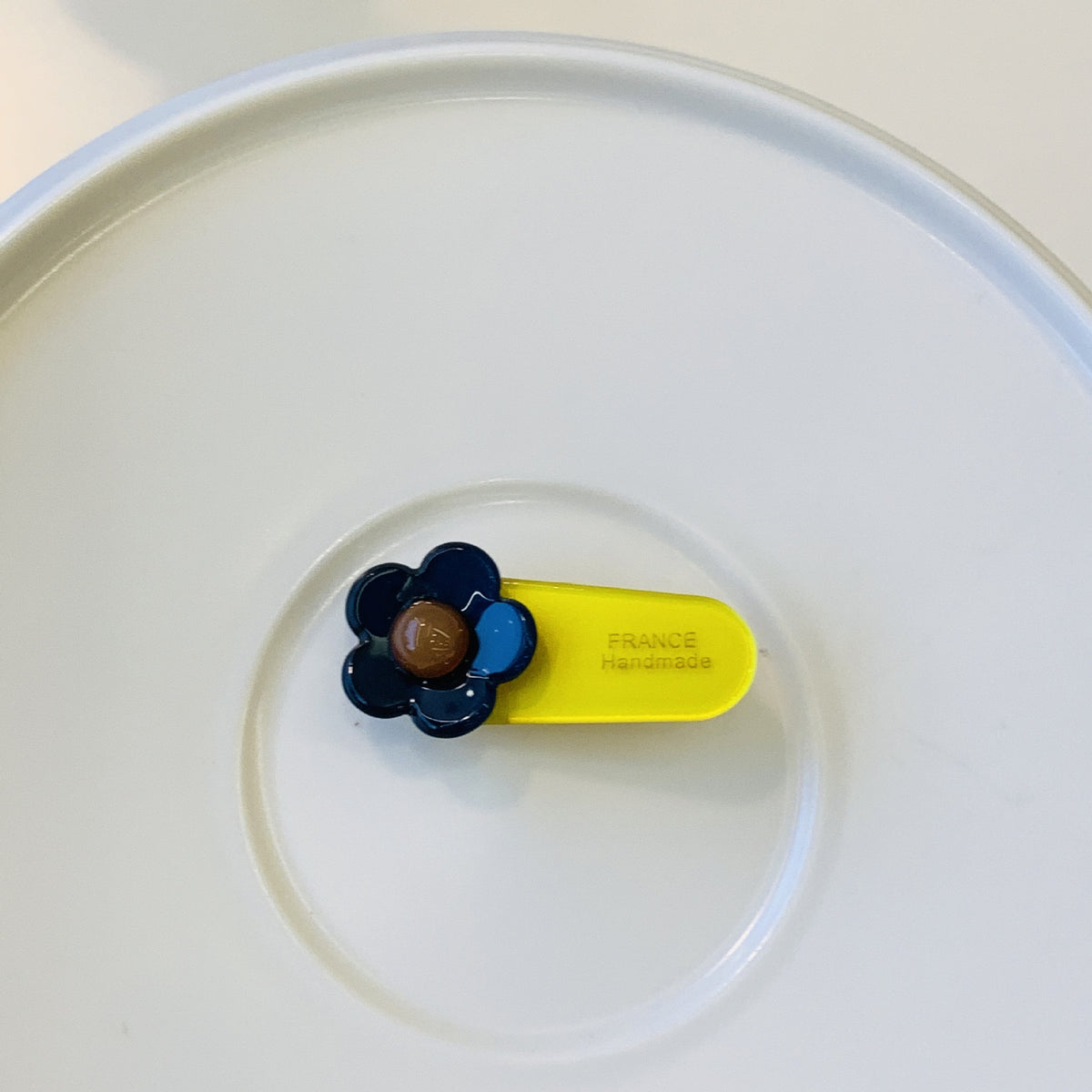 small flower hair clip