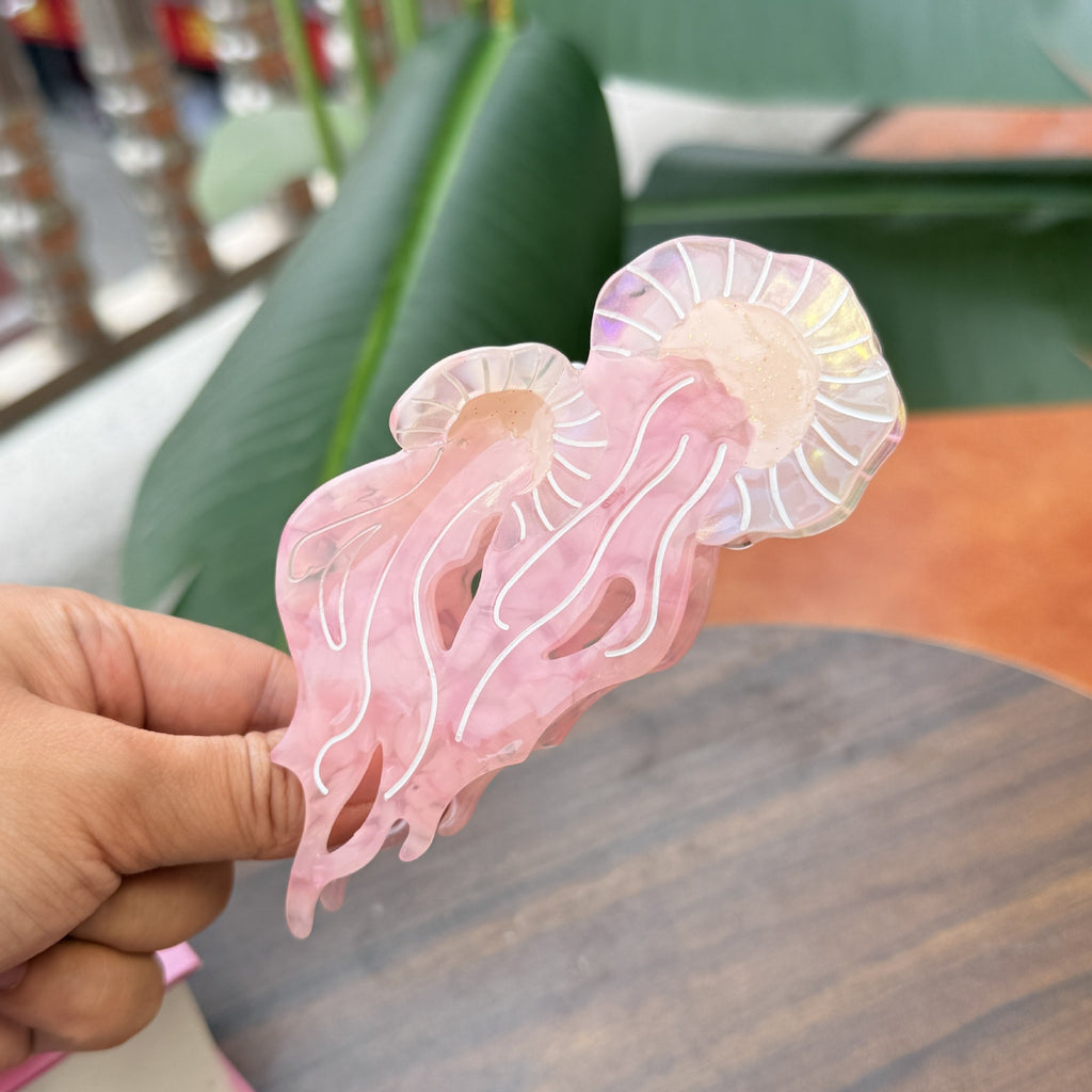 marine jellyfish sweet hair claw