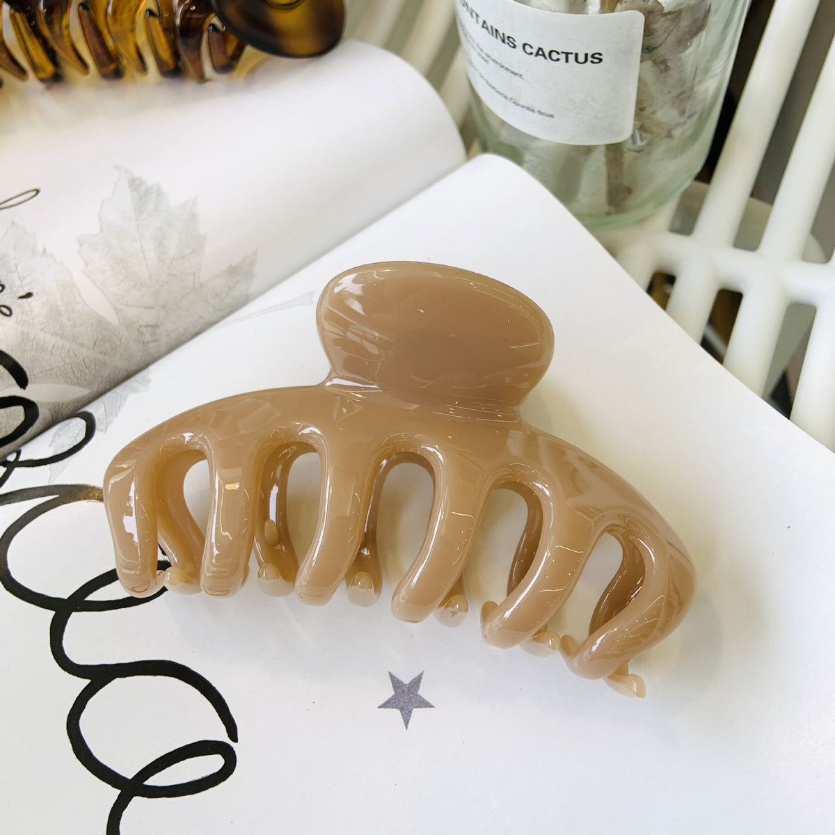large flower hair claw
