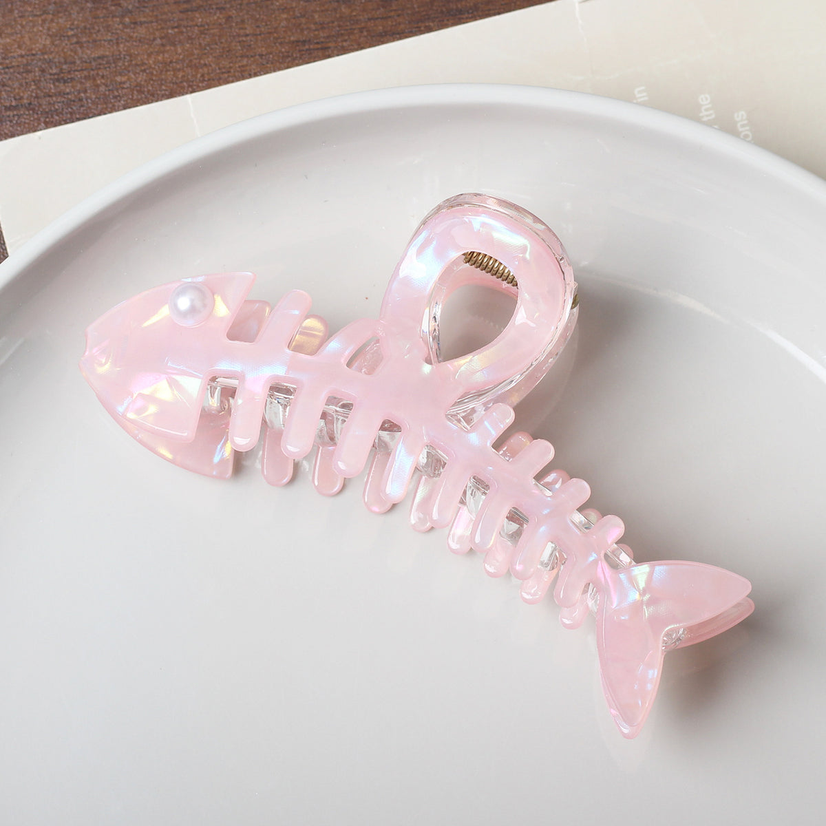 Original imitation acetic acid fish bone grab clip back of head ponytail disc hair creative exquisite shark clip cute princess head hair accessories
