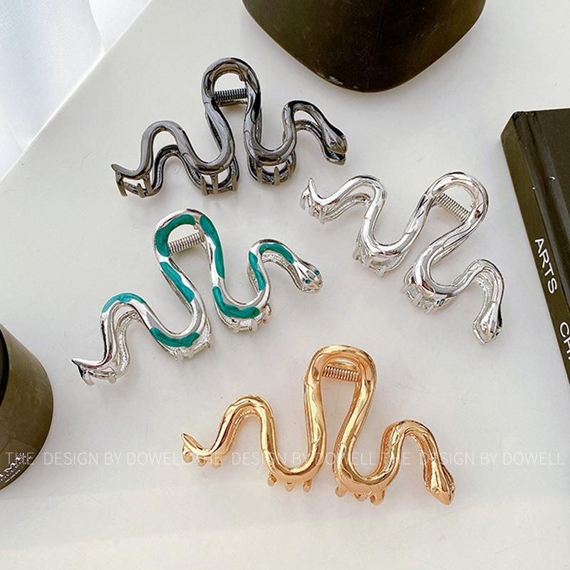 snake-shaped metal hair claw