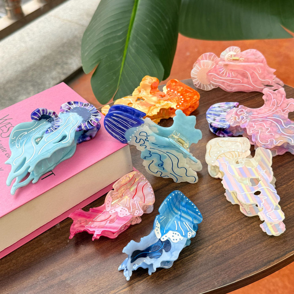 marine jellyfish sweet hair claw