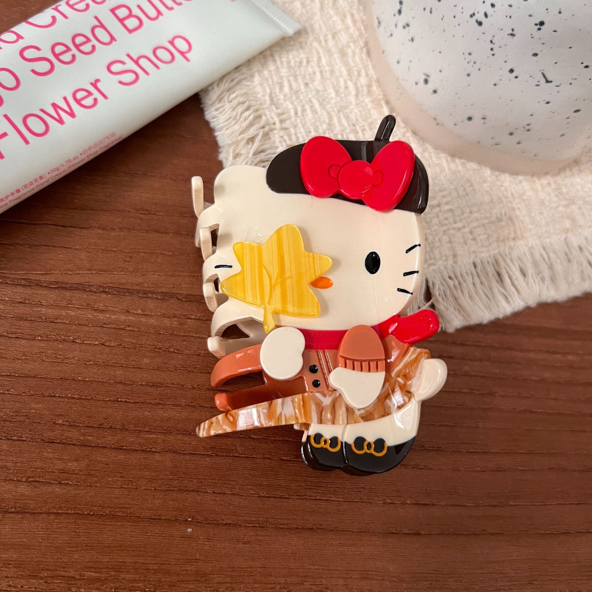 hello kitty hair claw