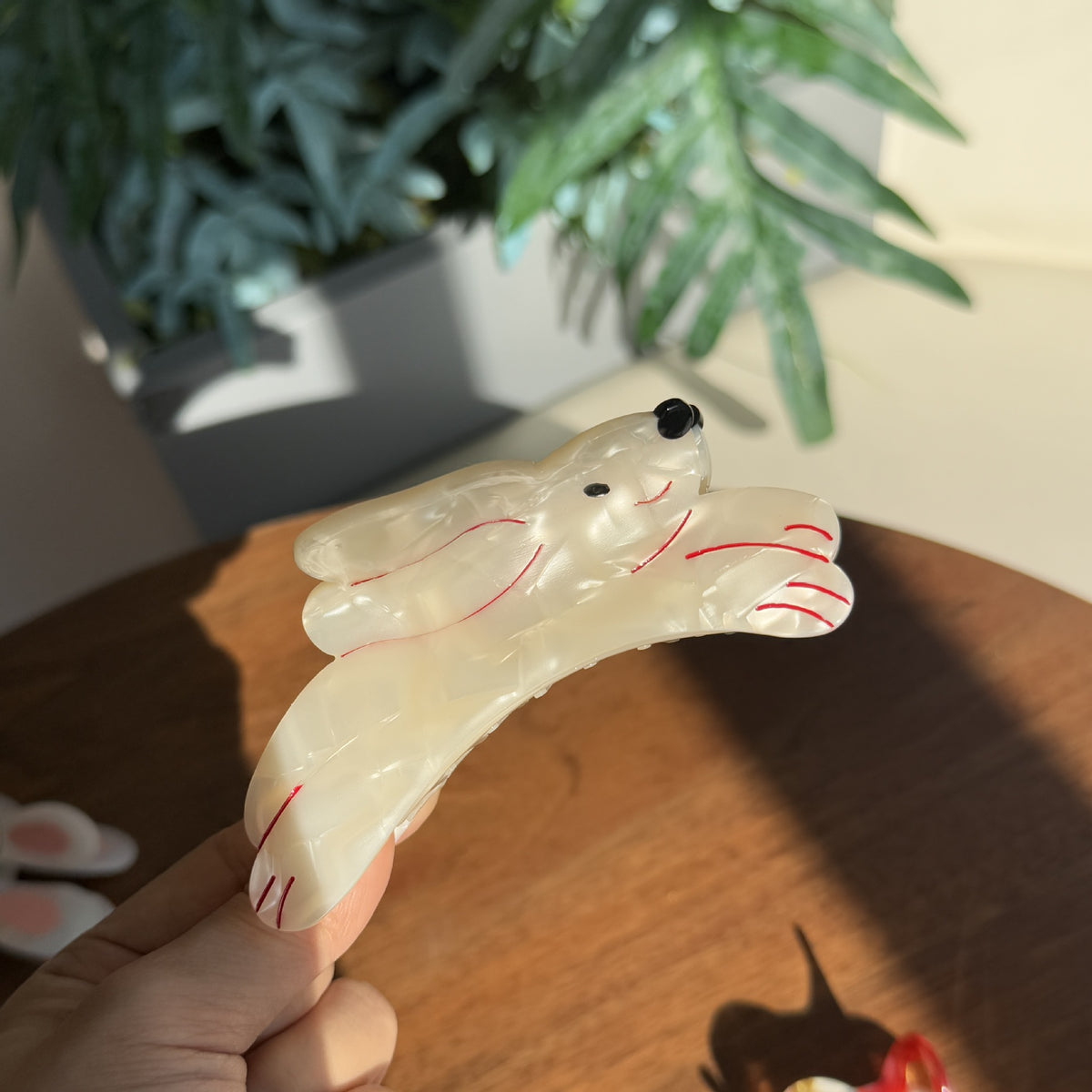 animal hair claw
