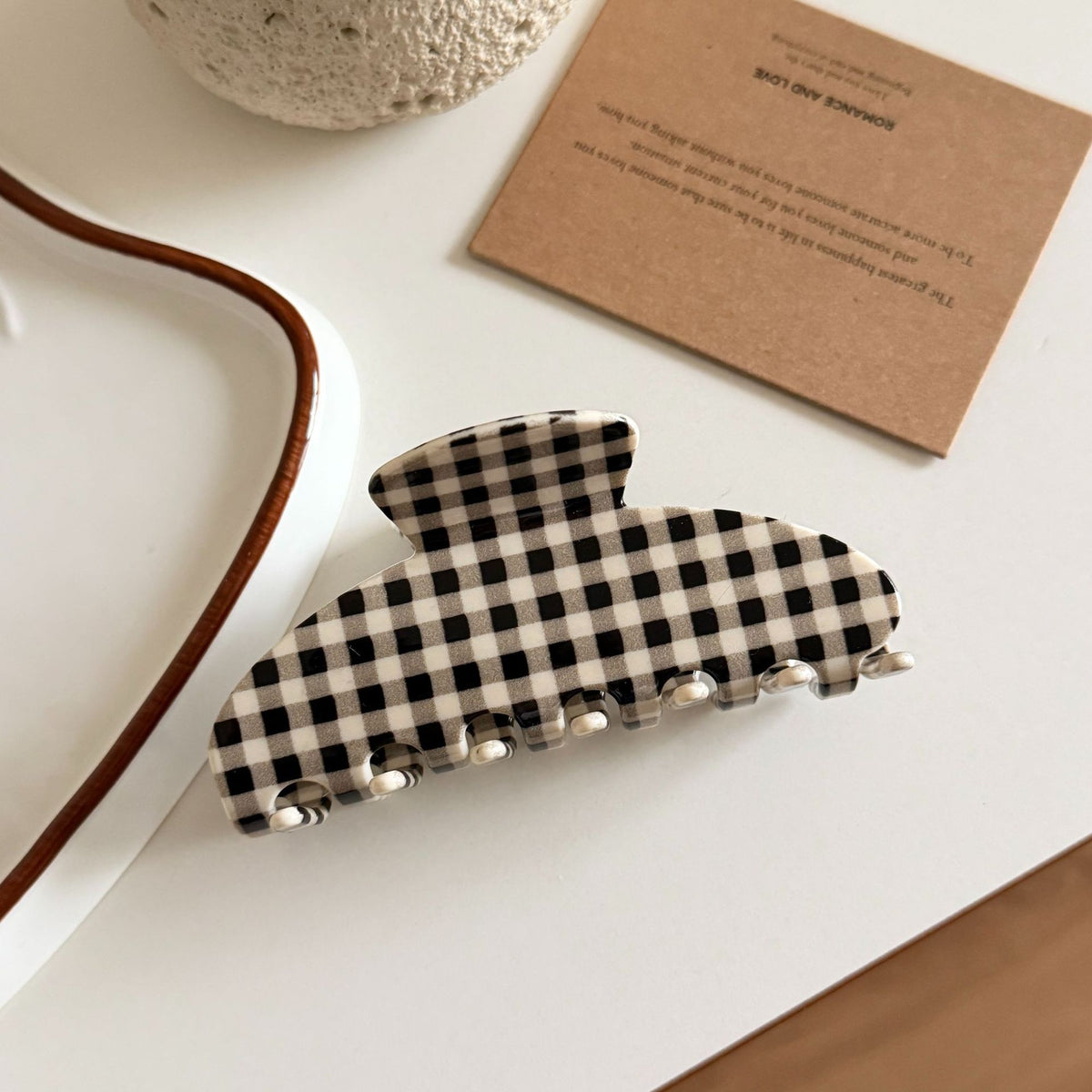 simple plaid hair claw