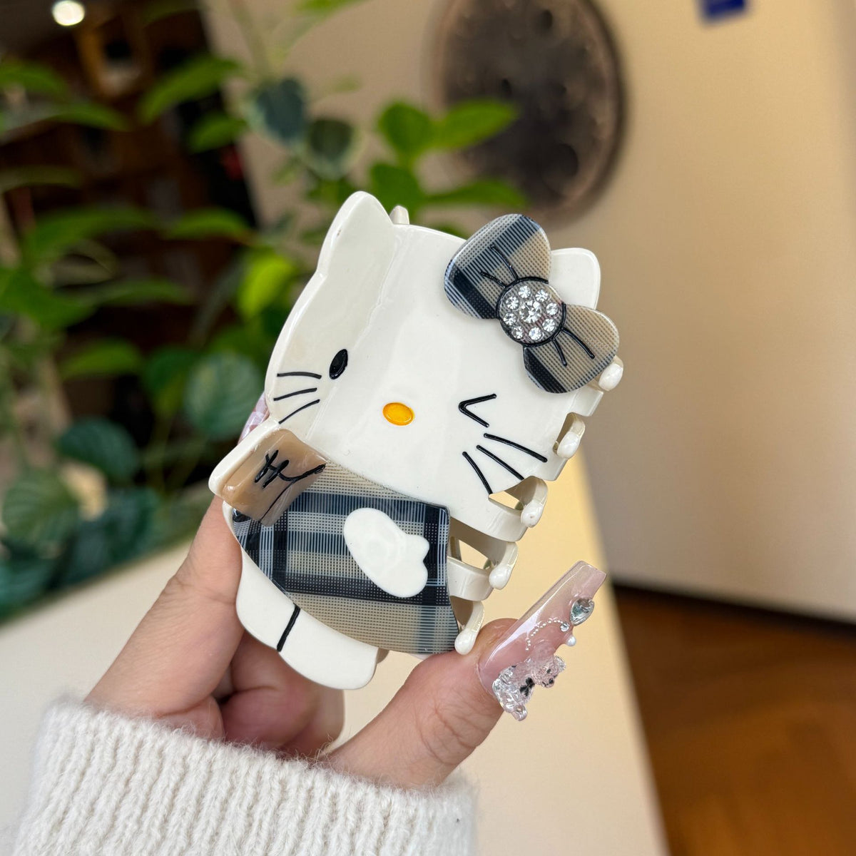hello kitty hair claw