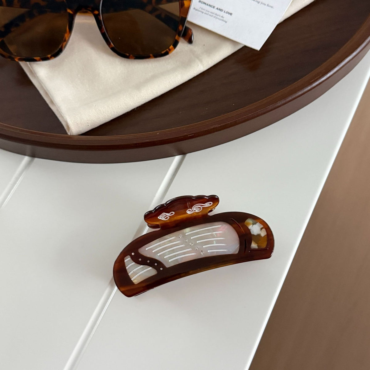 musical instrument theme hair claw