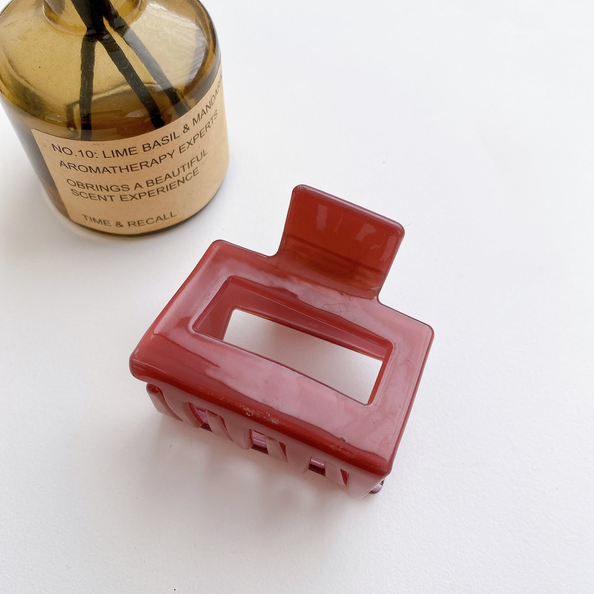 Small square hair claw