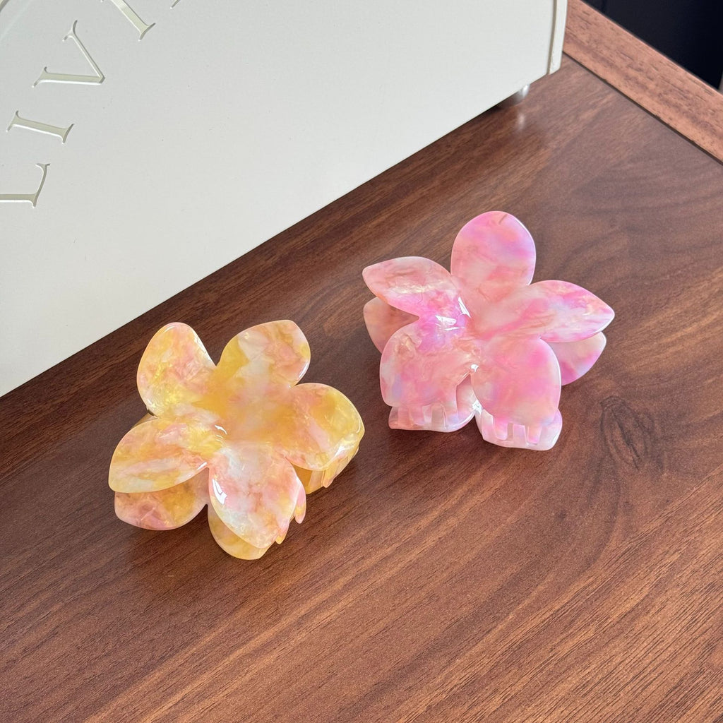 Premium sense colorful egg flower hair claw