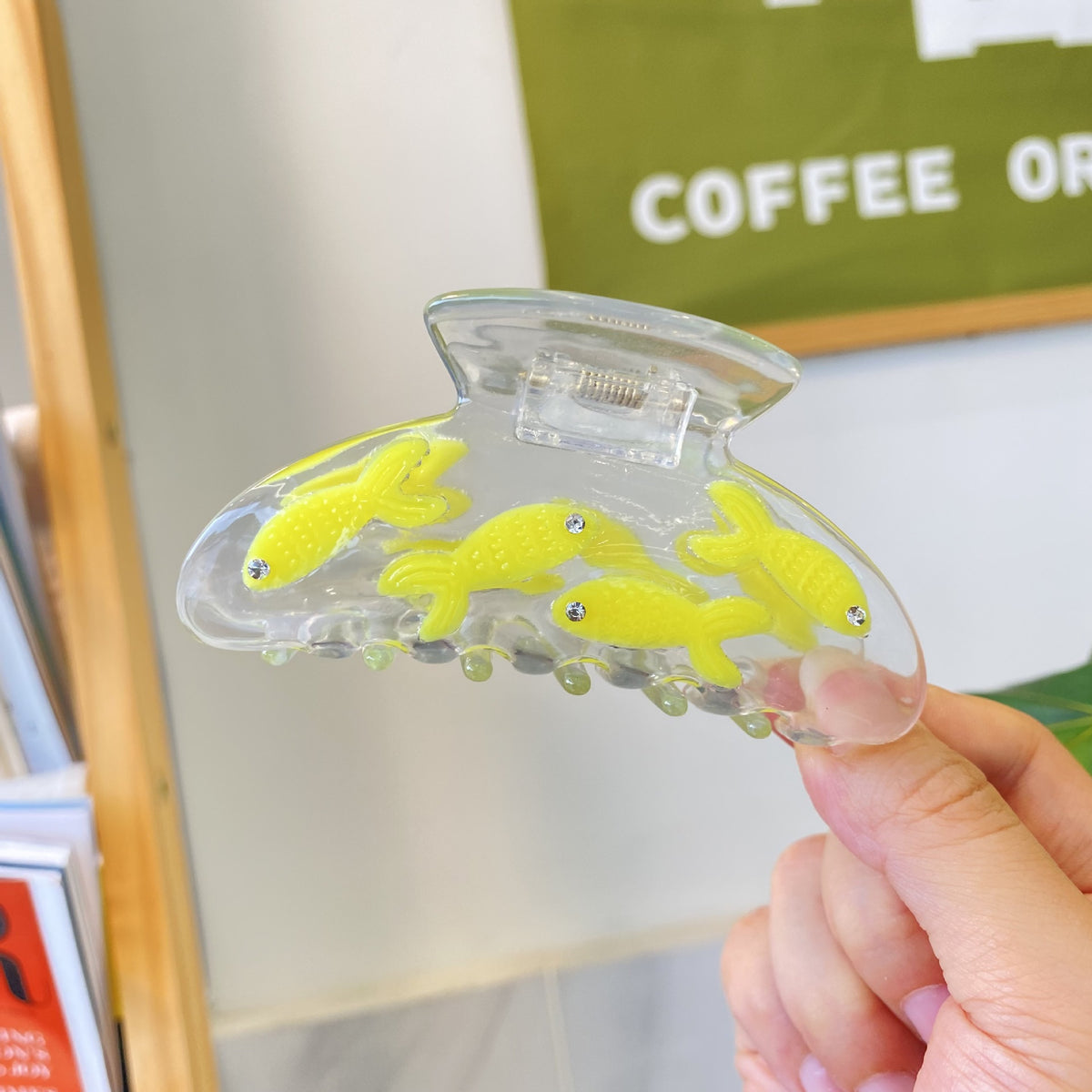 clear fish fishbowl hair claw
