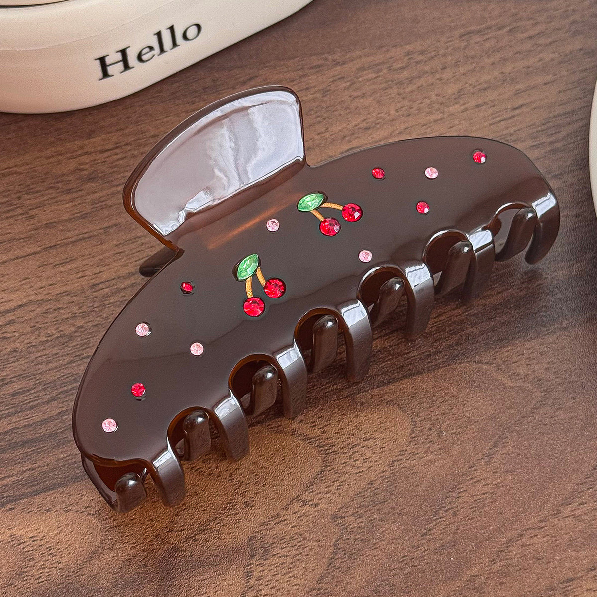 cherry premium feeling hair claw