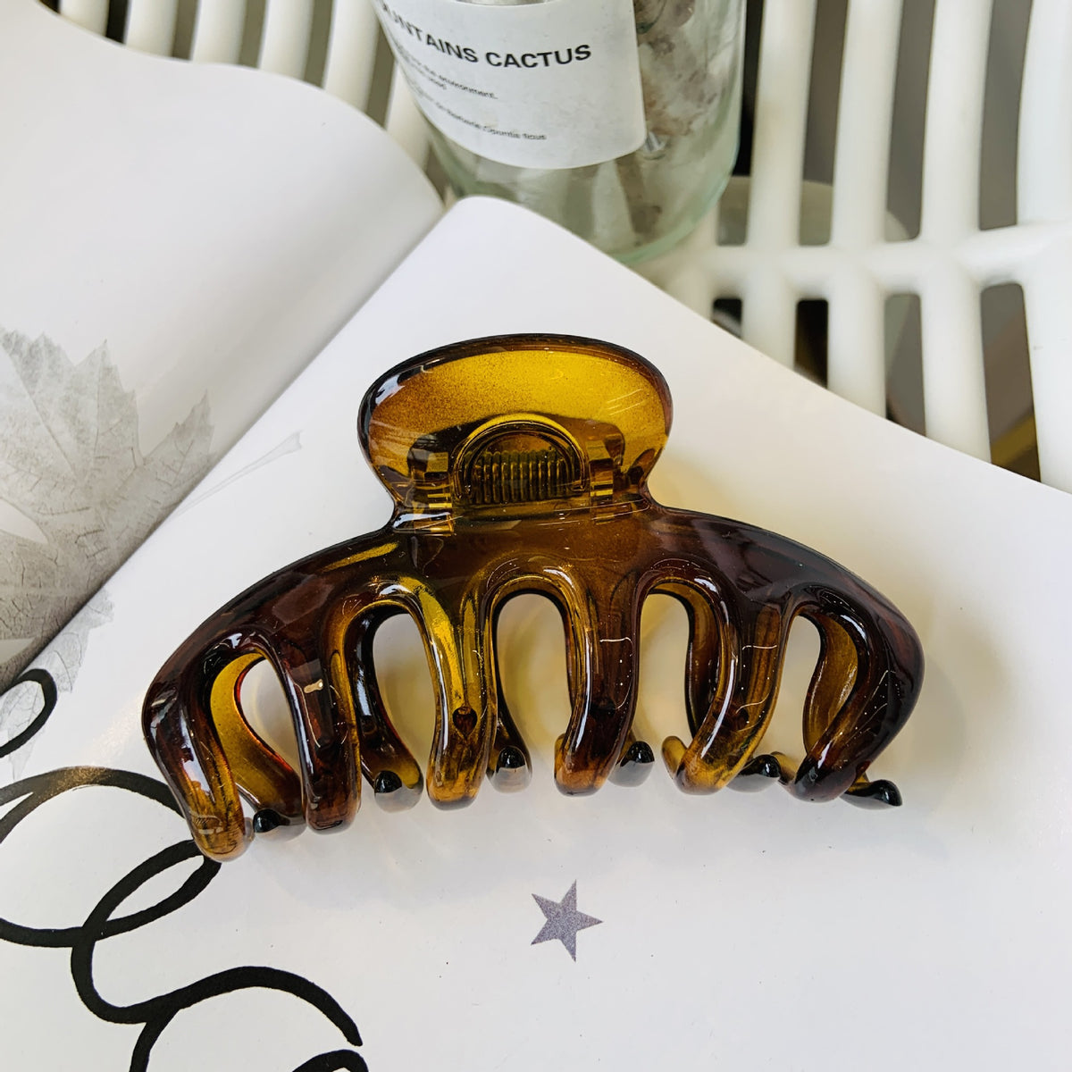 large flower hair claw