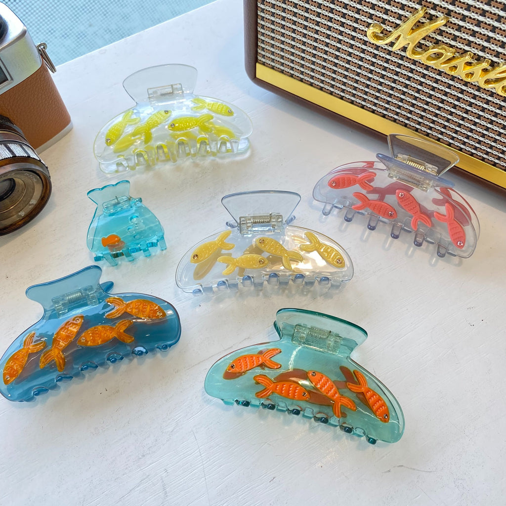 clear fish fishbowl hair claw
