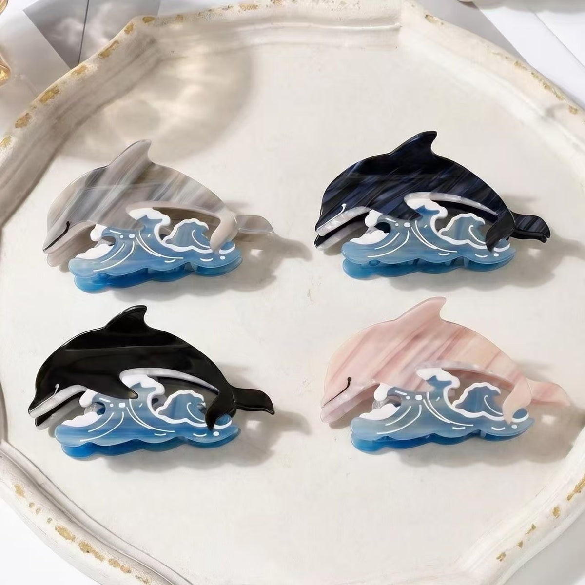 marine wind dolphin hair claw