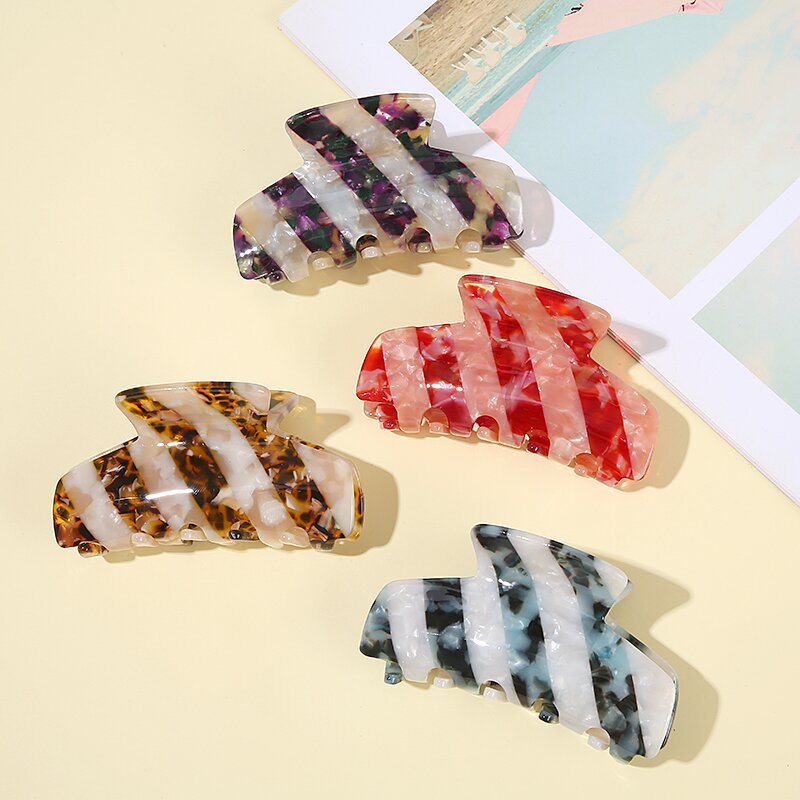 striped splicing Hair Claw