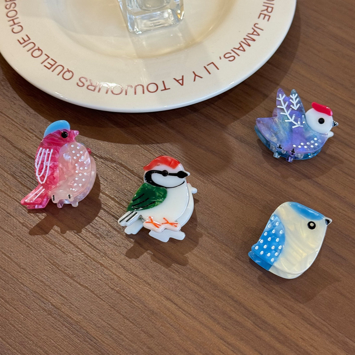 Mini bird hair claw