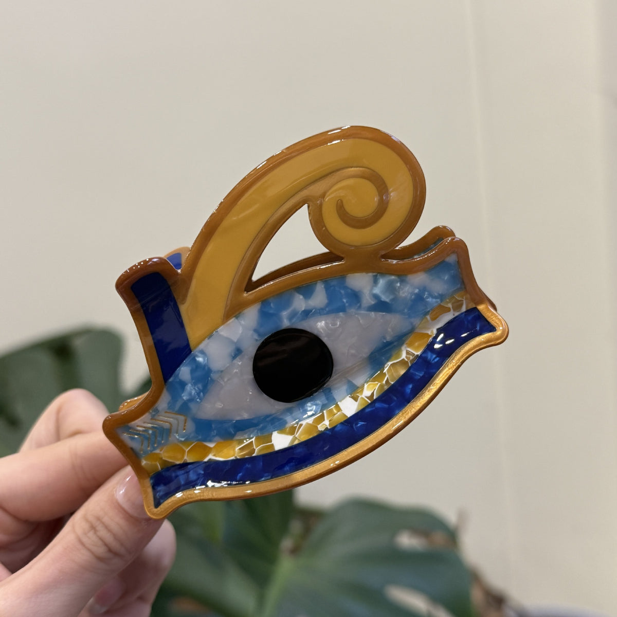 Egyptian mysterious pharaoh cat wings eyes hair claw