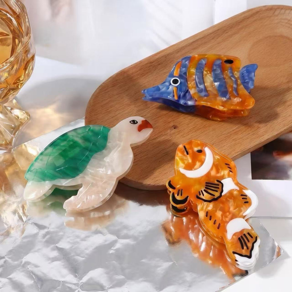 sea turtle fish hair claw
