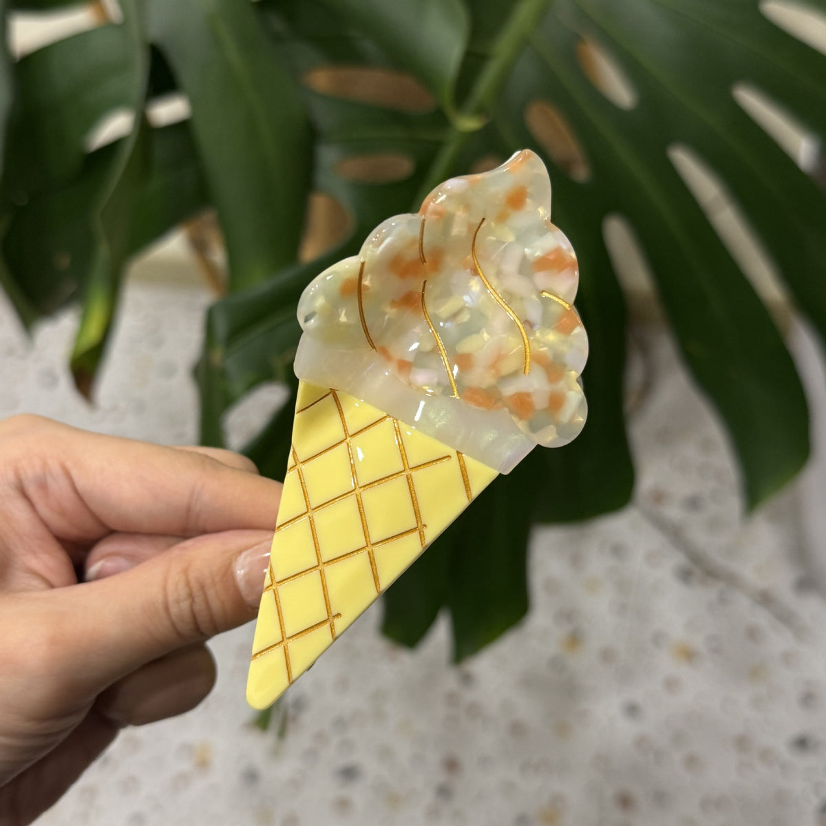 ice cream hair claw