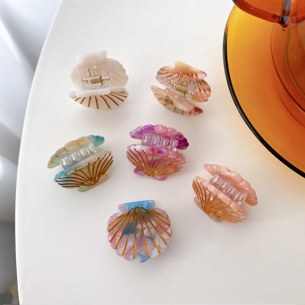 mini shell hair claw