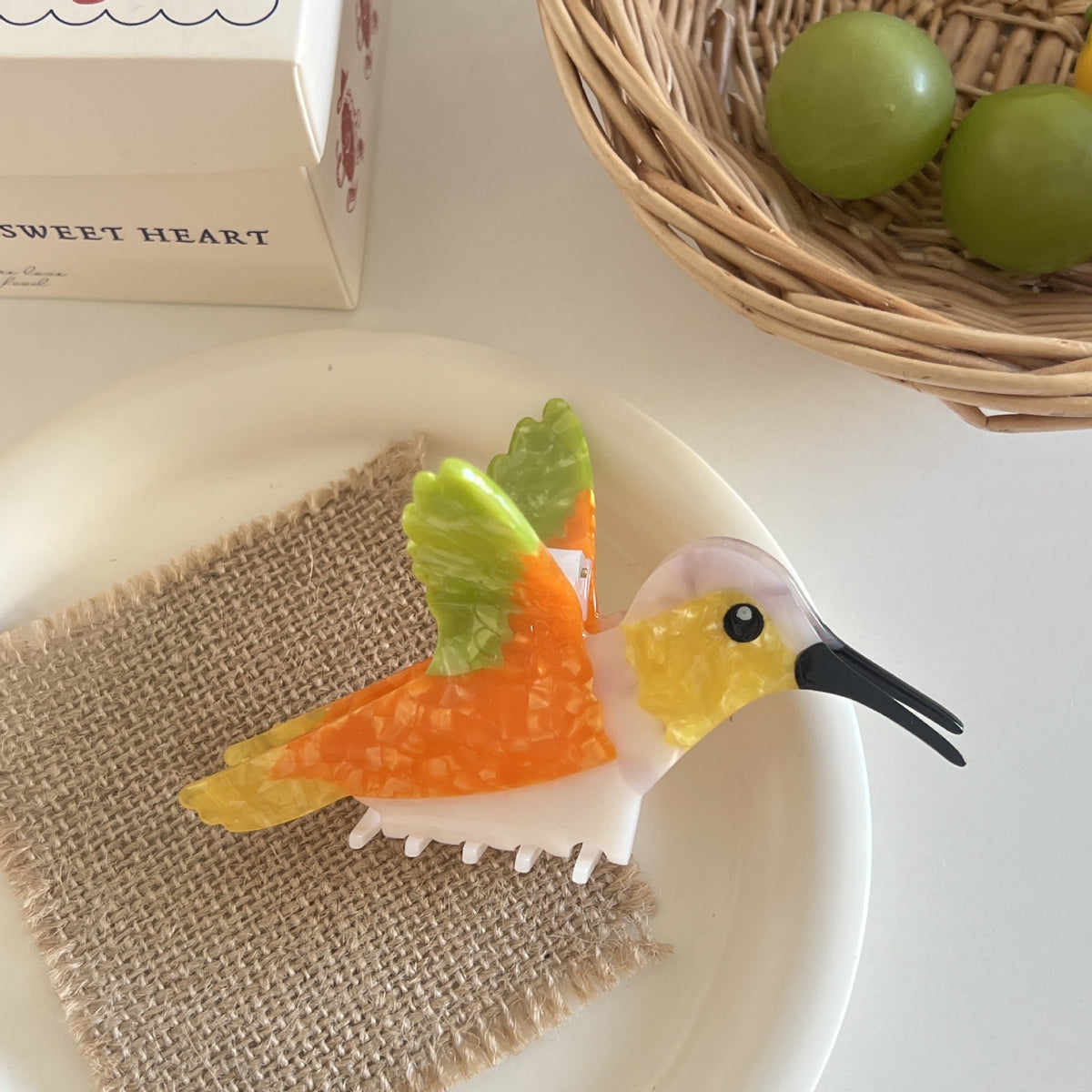 hummingbird hair claw