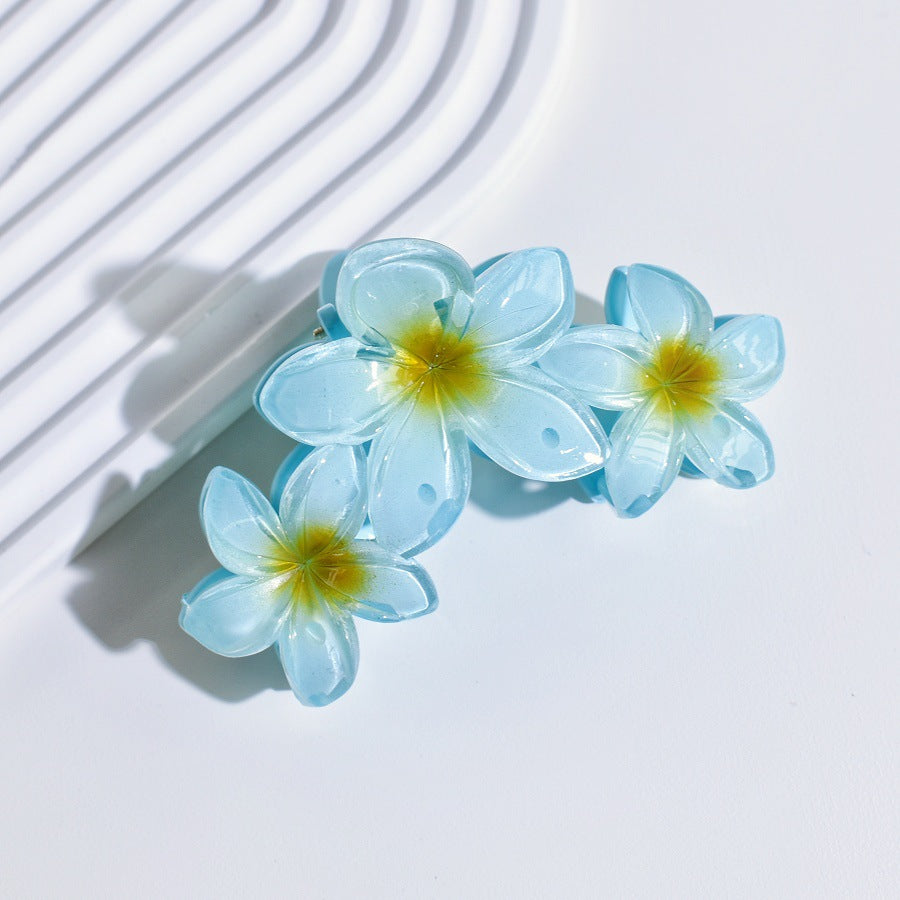 matte flower grab hair claw