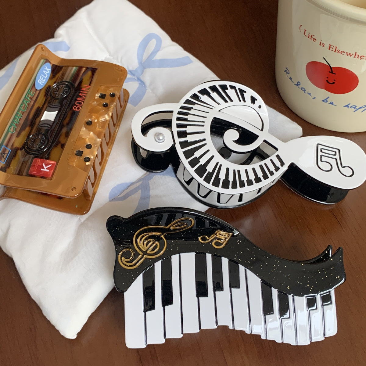 art girls musical instrument Hair Claw