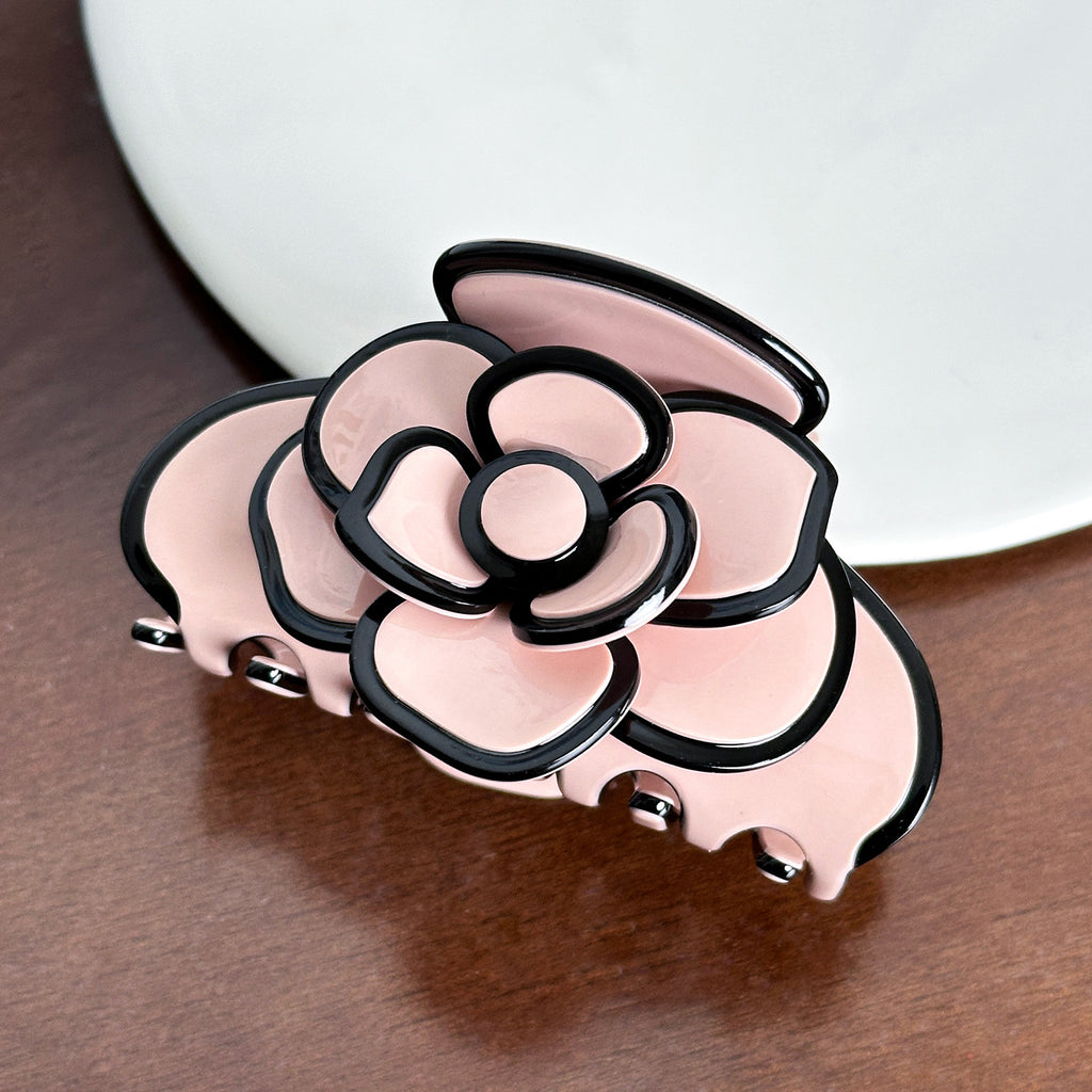 gentle camellia medium hair claw