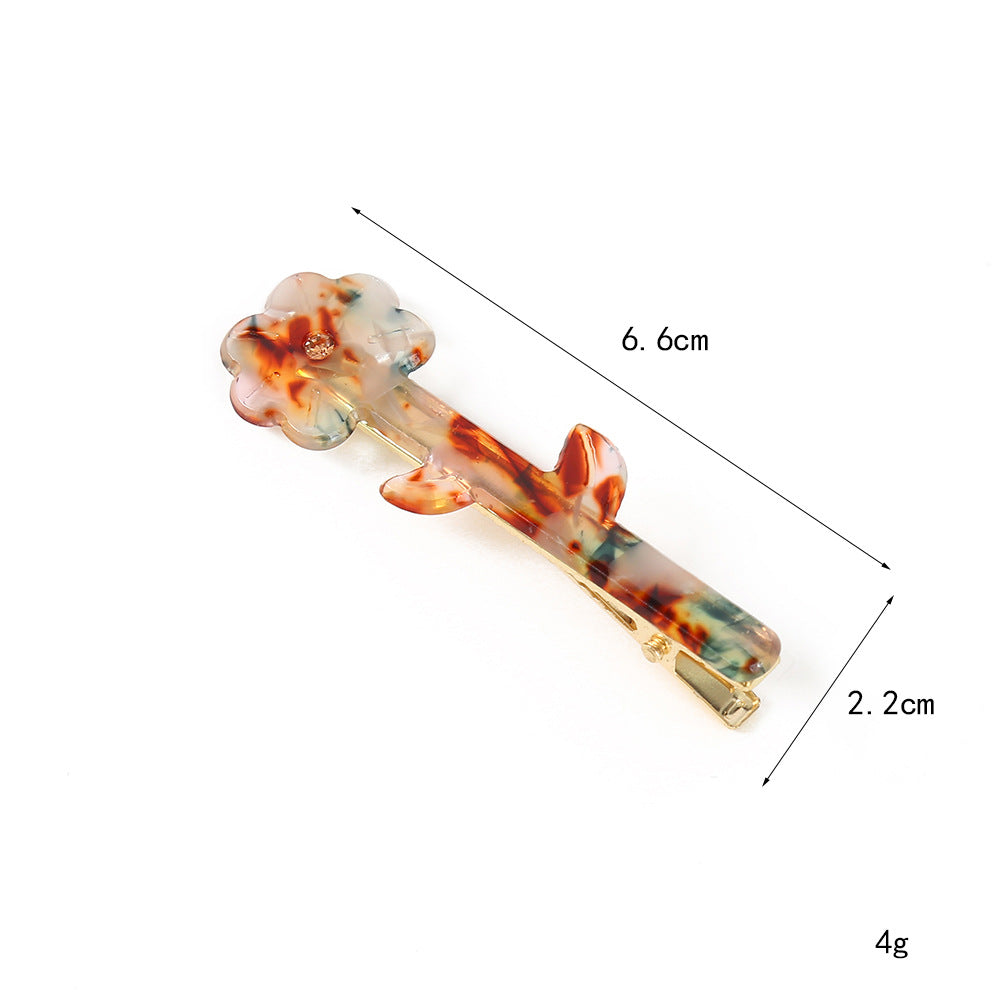 texture flower hair clip