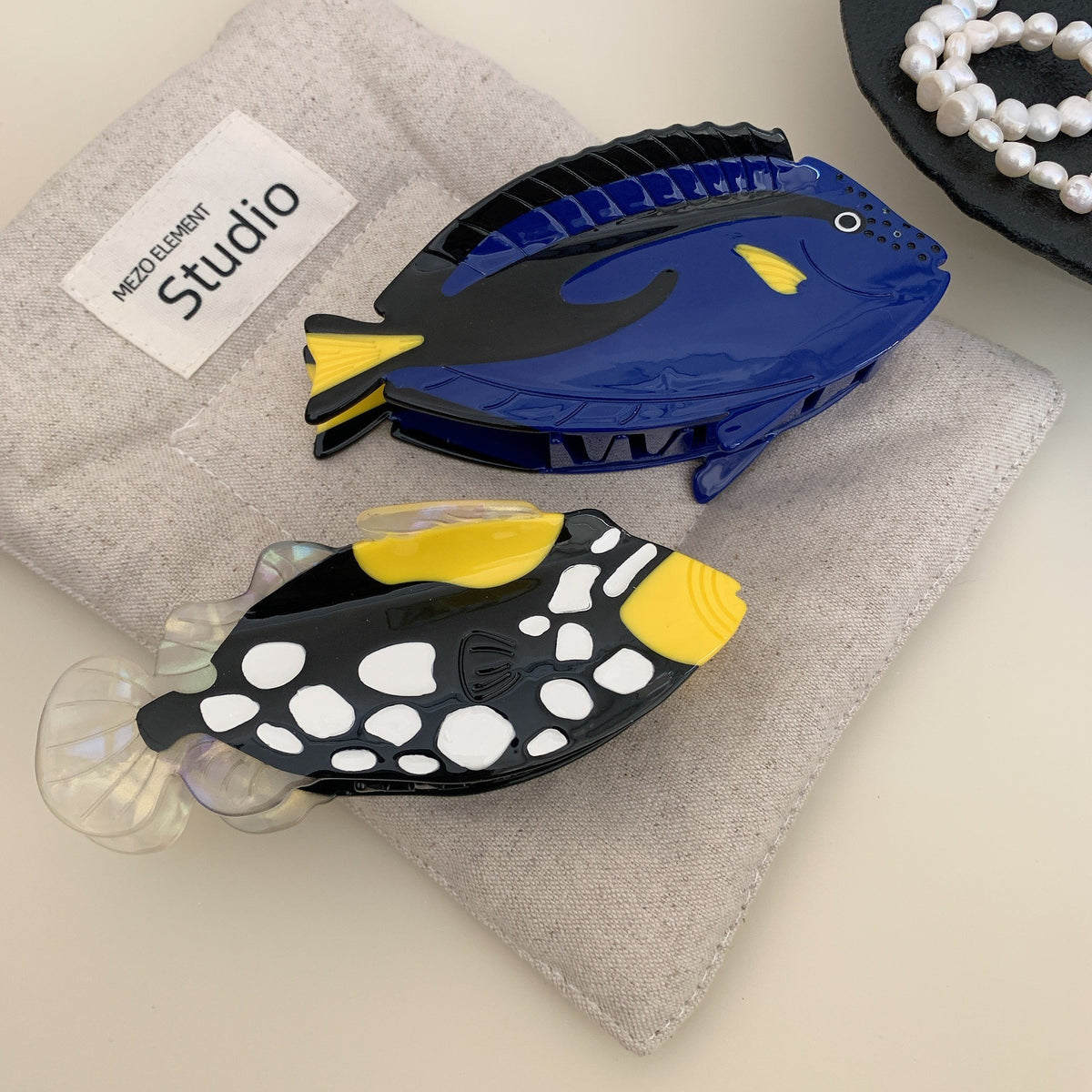 Ocean Dolly blue hanging fish Hair Claw