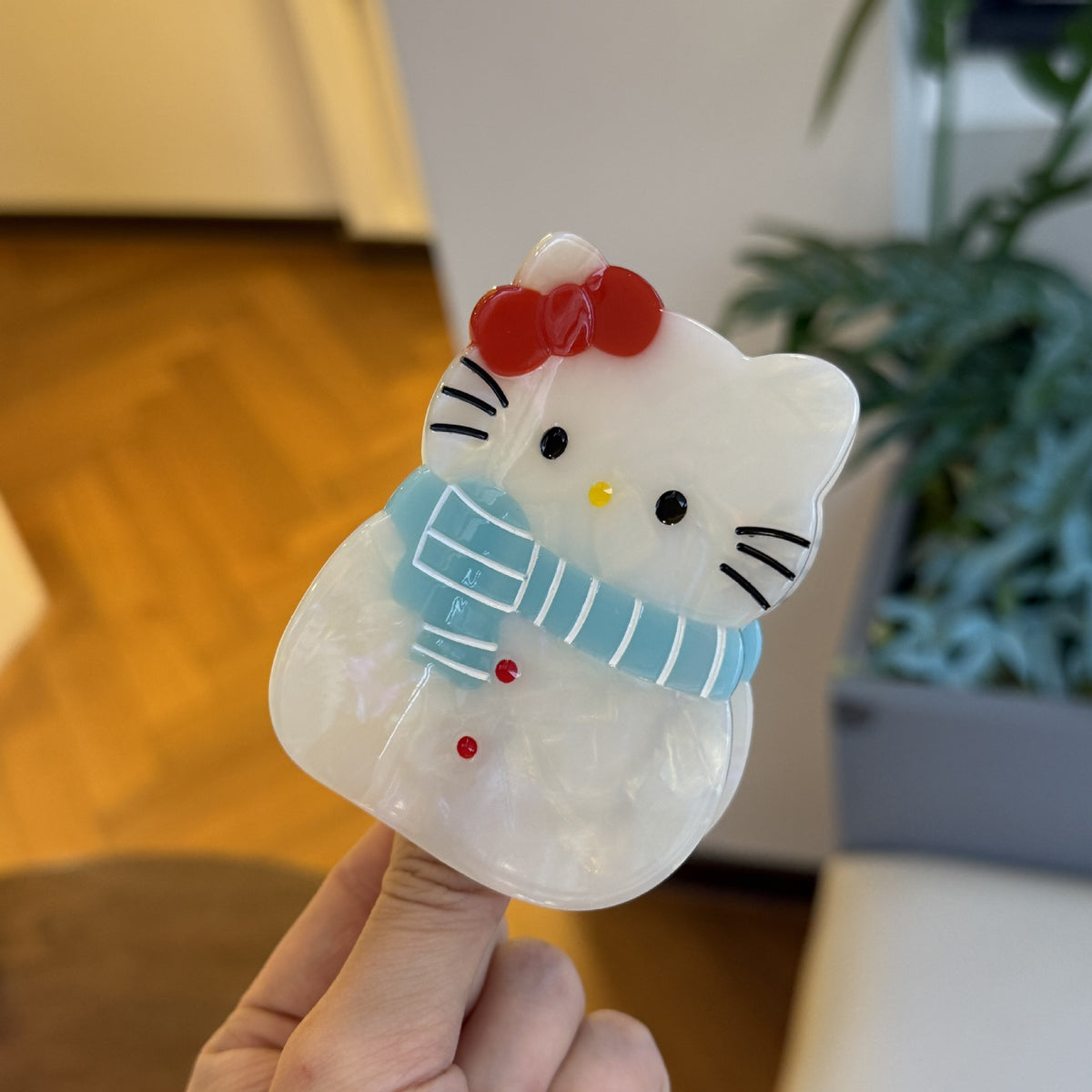 hello kitty hair claw