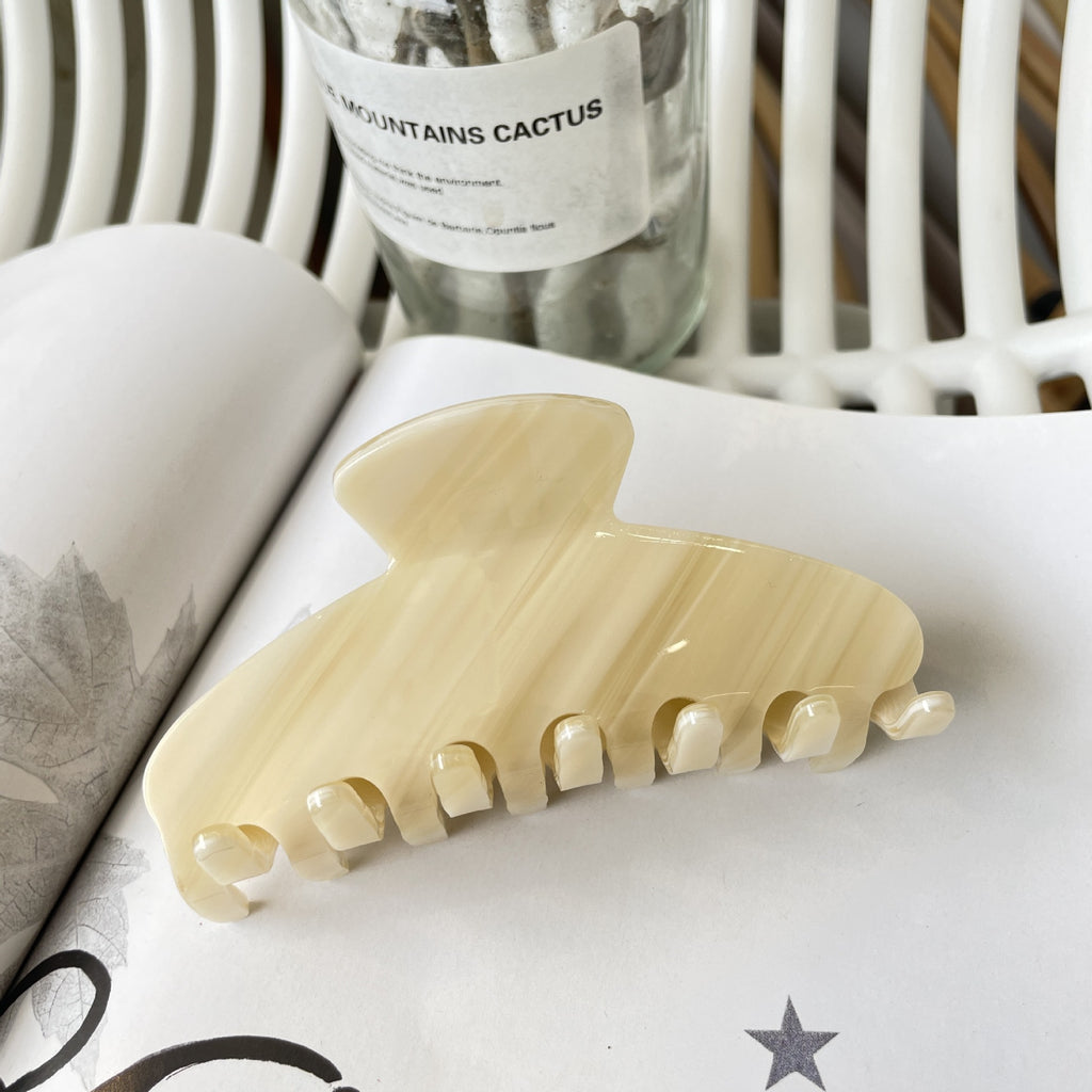 stripe hair claw