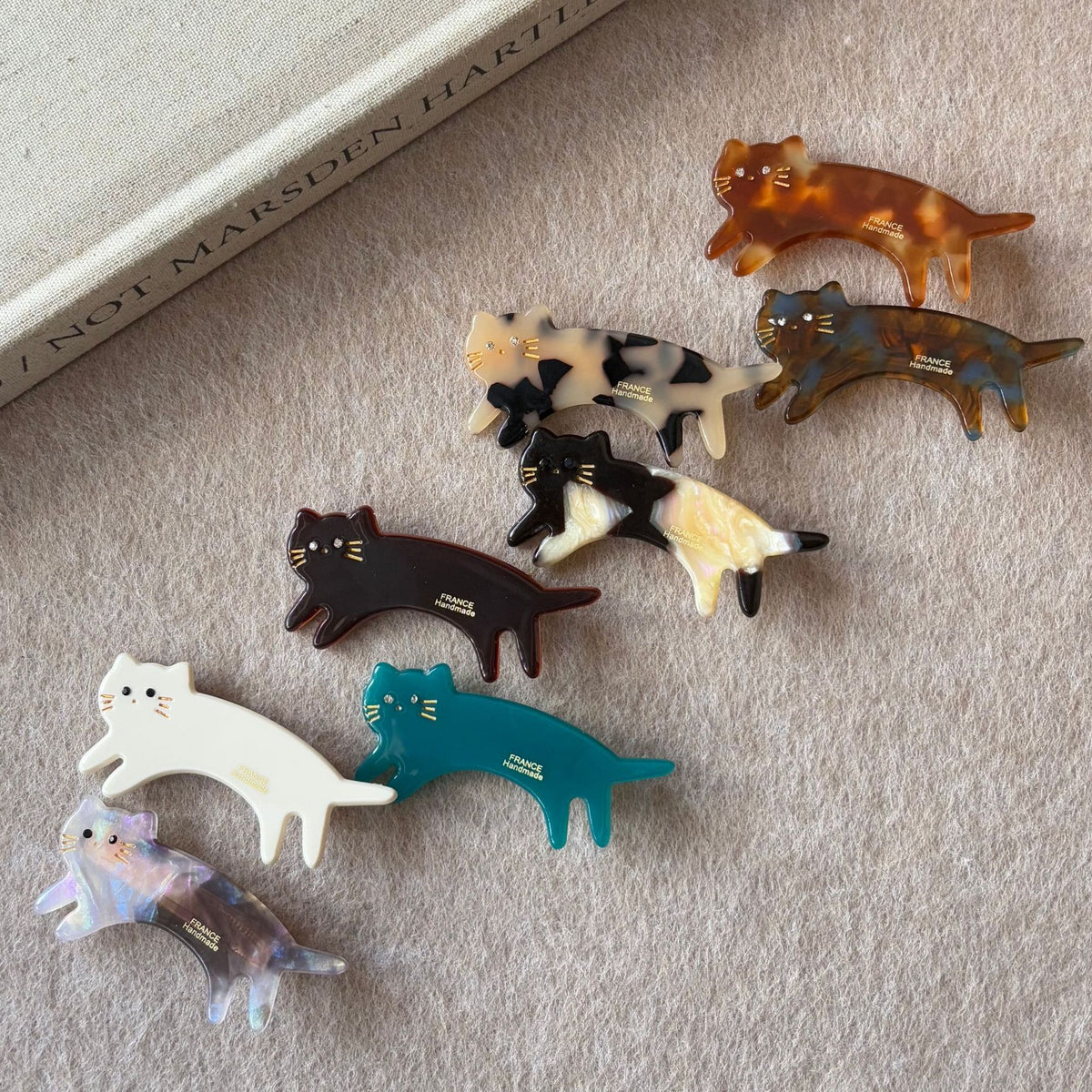 Jump Cat Hair Clip