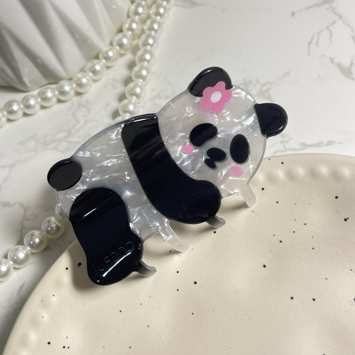 panda animal hair claw