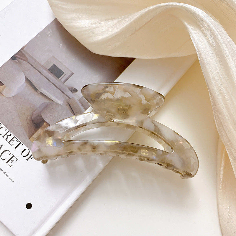 moon-shaped big hair claw