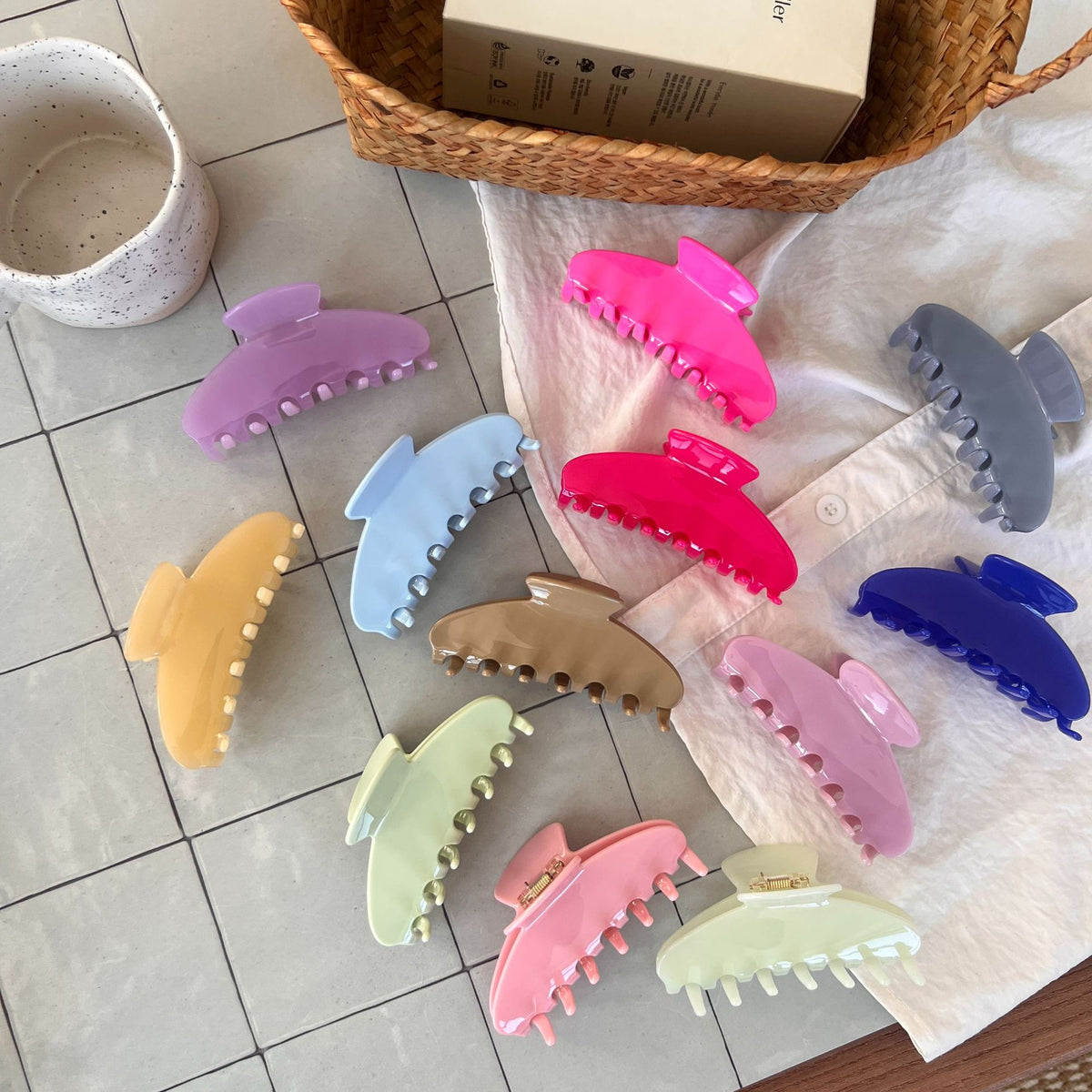 y2k pure color hair claw
