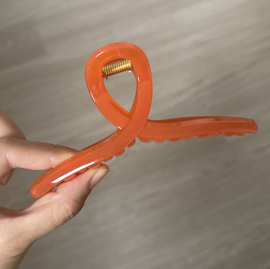 hanger hair claw